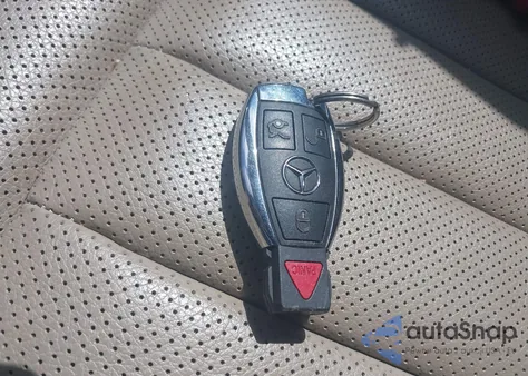 2012 Mercedes-Benz Cls 550 z USA, uszkodzony, nr VIN WDDLJ7DB3CA030659